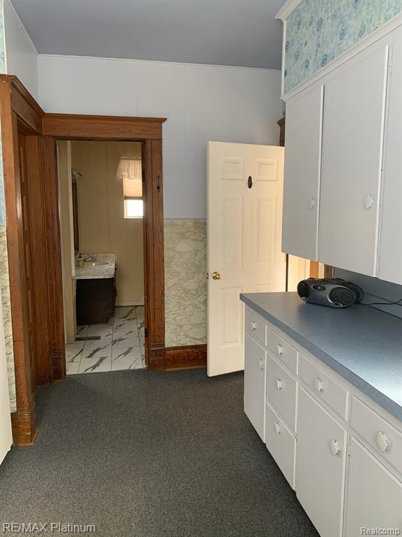 403 E CLINTON Street, Howell, MI 48843 — Photo 13