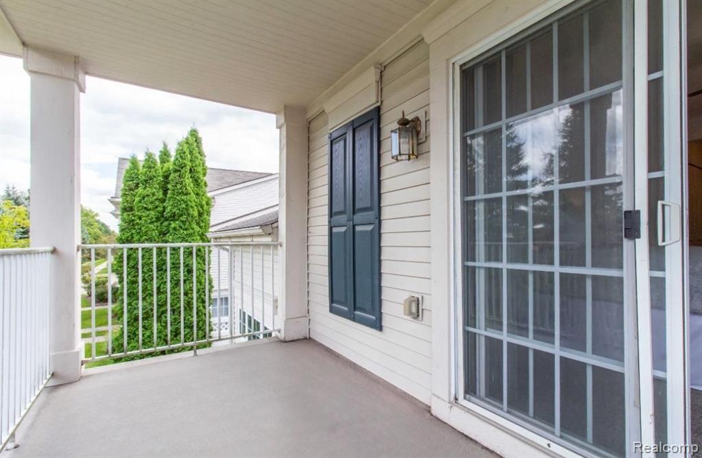 7103 ADDINGTON Drive, Commerce Twp, MI 48390 — Photo 20