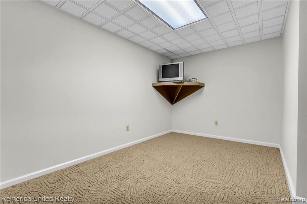 2457 Spring Lake Lane Lane, Brighton, MI 48114 — Photo 45