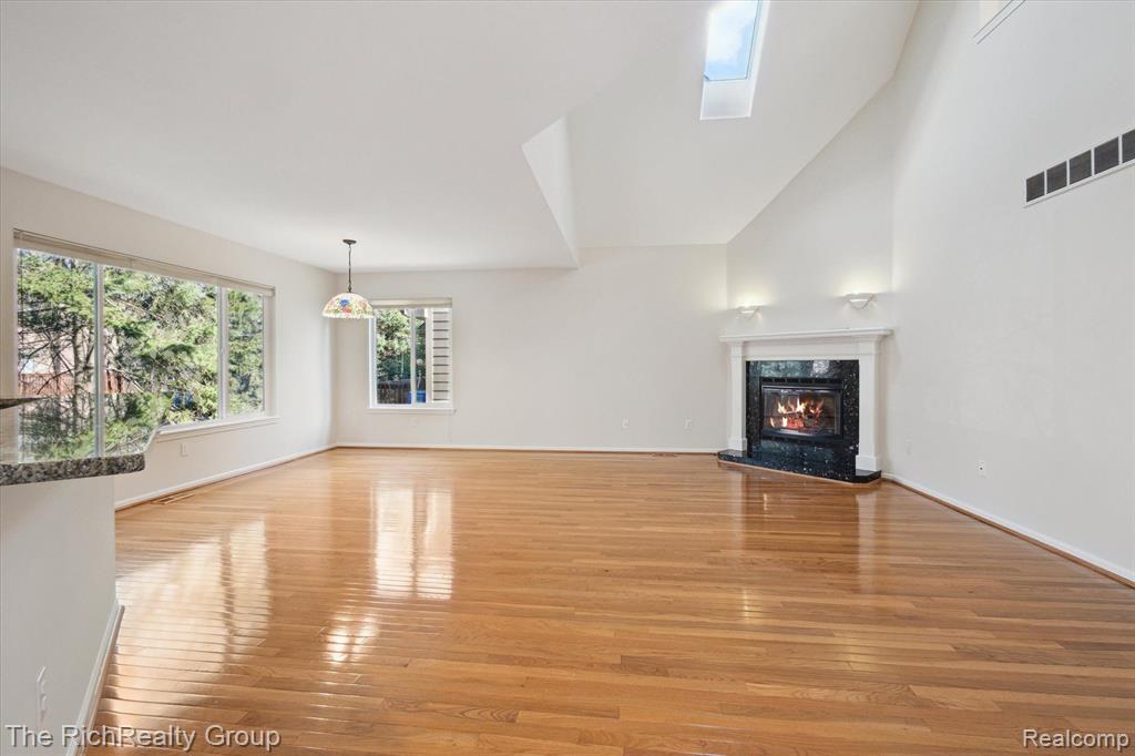 415 Sommerset Court, Ann Arbor, MI 48103 — Photo 8