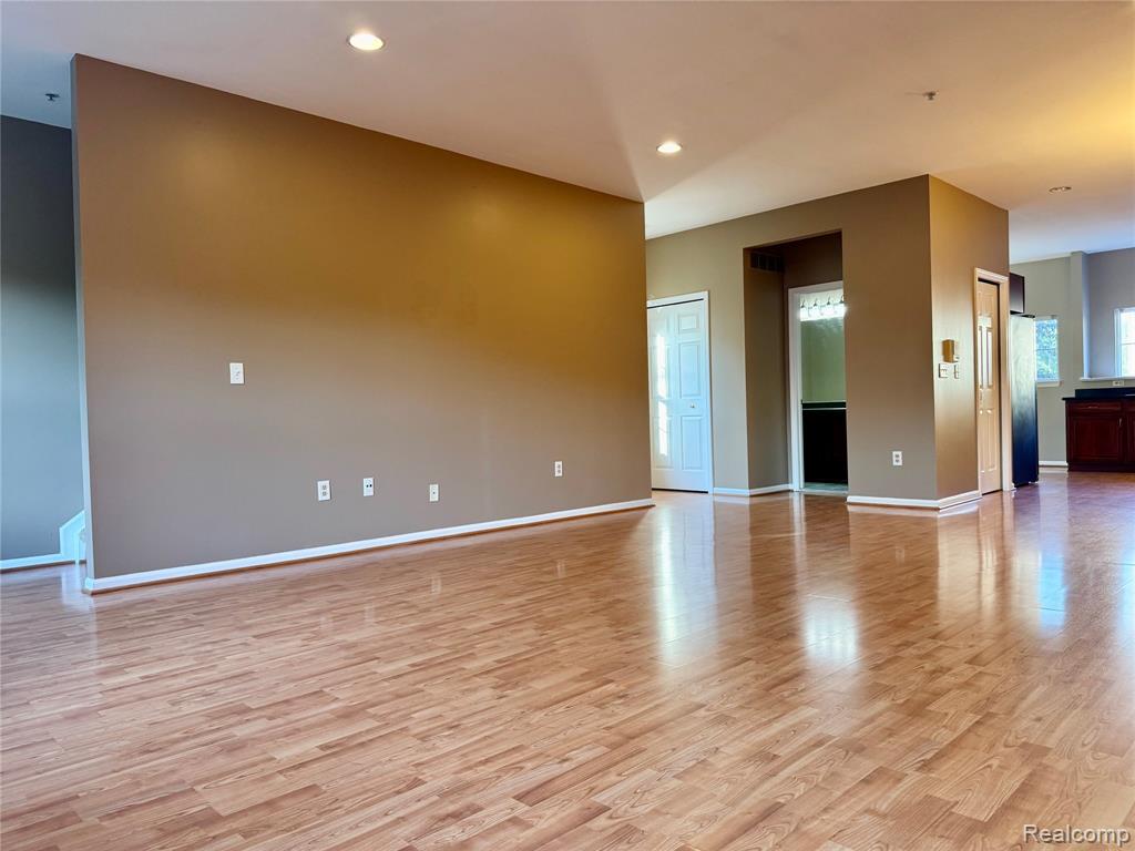 10880 Pardee Road, Taylor, MI 48180 — Photo 14