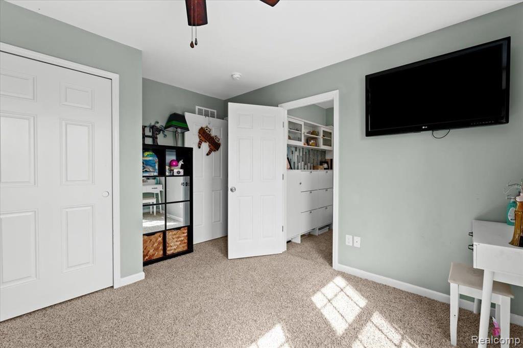 10681 BOULDERCREST Drive, South Lyon, MI 48178 — Photo 35