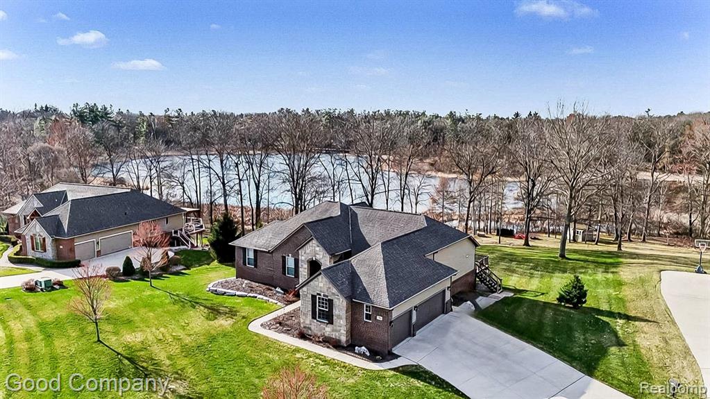 900 Watersmeet Drive, Oxford, MI 48371 — Photo 69