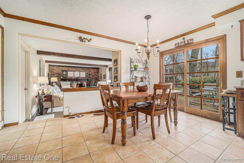 5367 LANGLEWOOD Drive, West Bloomfield, MI — Photo 13