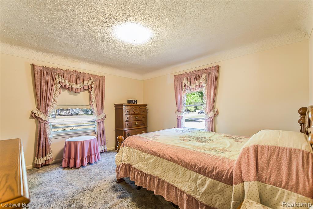 32297 Warren Road, Garden City, MI — Photo 26