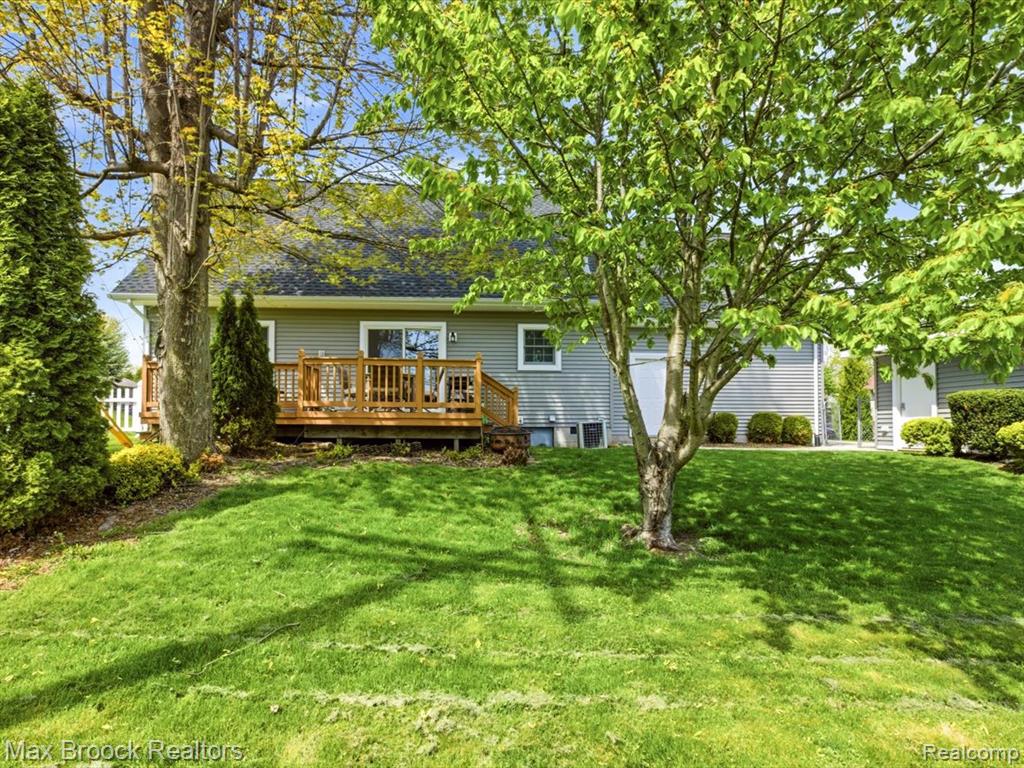 1561 S Delano Street, St. Clair, MI 48079 — Photo 43