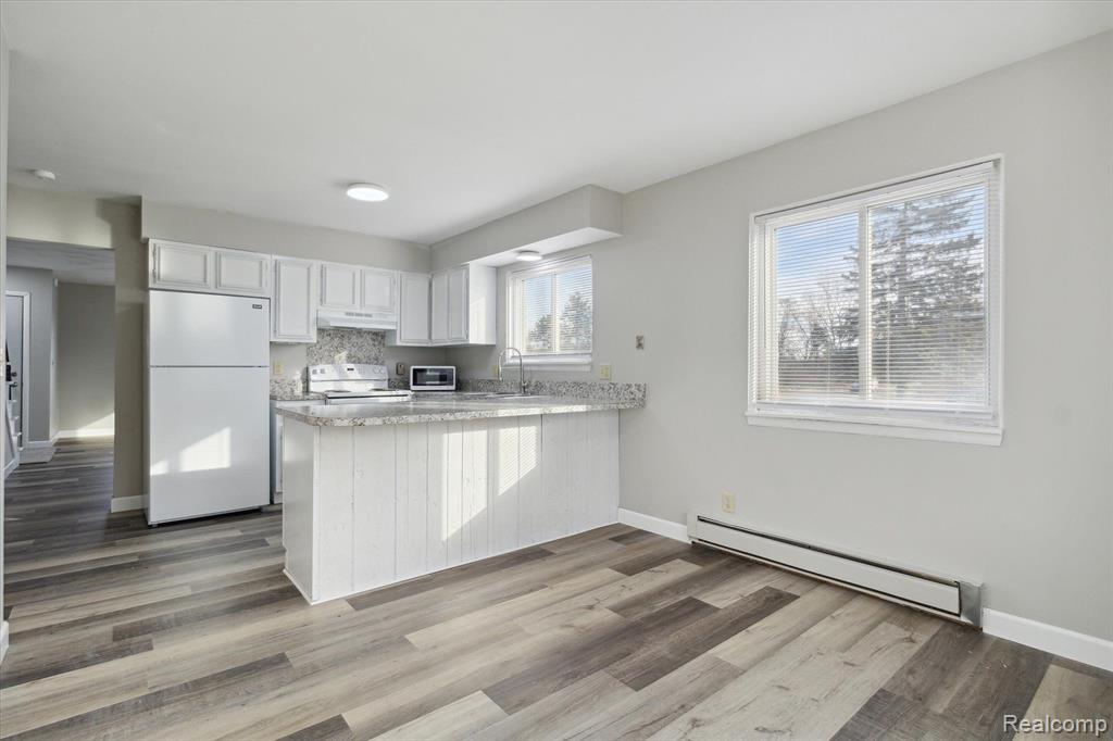 6301 FRANK N DOT, Lansing, MI 48917 — Photo 4