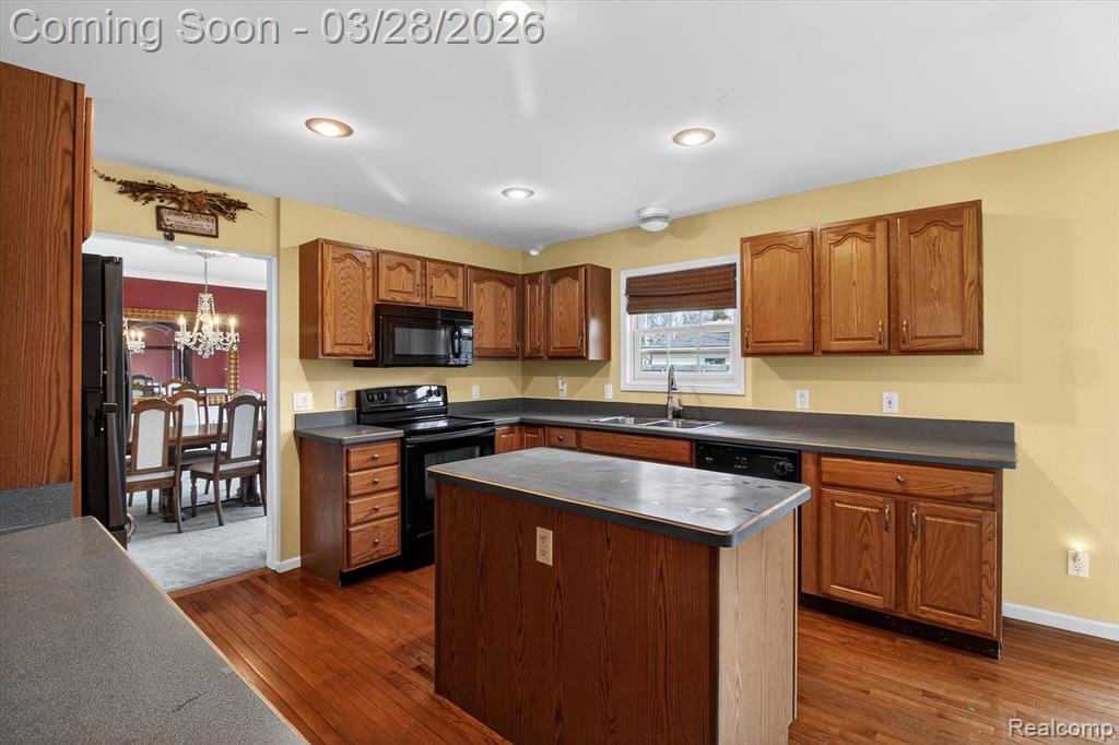 150 Bradley Street, Commerce Twp, MI 48382 — Photo 18