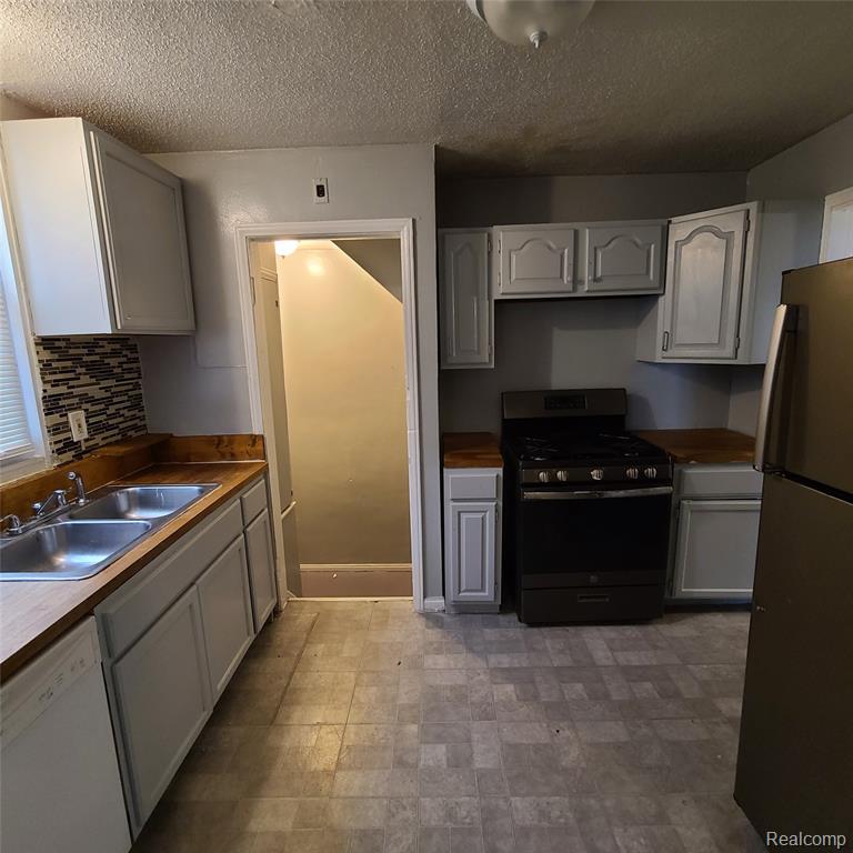 16174 Lauder Street, Detroit, MI 48235 — Photo 6