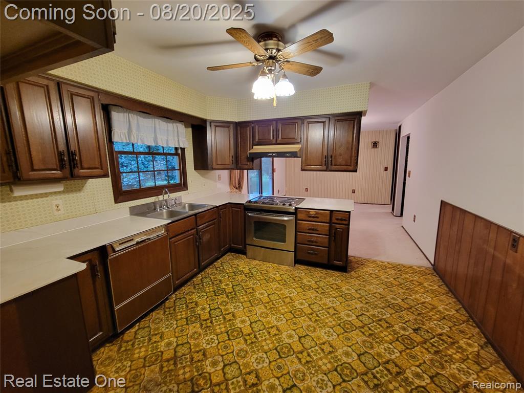 2685 Henesey Road, Imlay City, MI 48444 — Photo 24