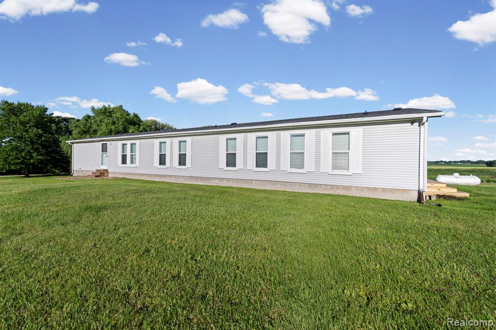 865 Brown City Road, Imlay City, MI 48444 — Photo 30