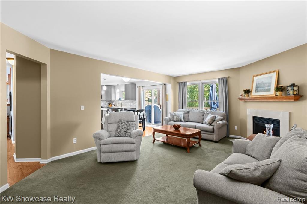 44847 Larkspur, Novi, MI 48377 — Photo 18
