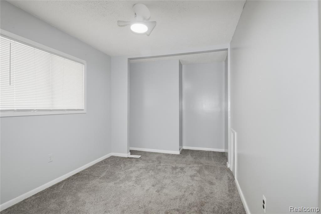 2555 W Boston Boulevard, Detroit, MI 48206 — Photo 22