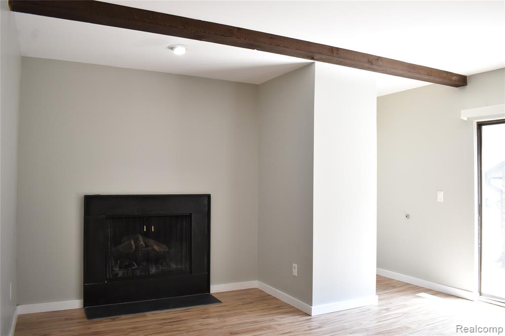 2073 BORDEAUX Street, West Bloomfield, MI 48323 — Photo 23