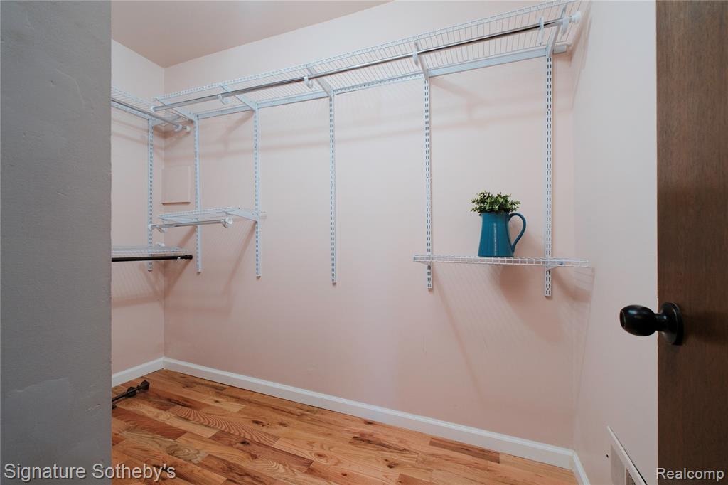 5188 W Richard Run, West Bloomfield, MI — Photo 21