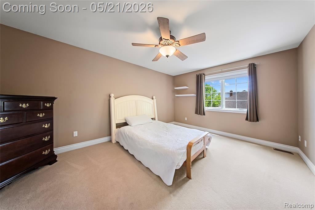 8425 Grays Drive, Grosse Ile, MI 48138 — Photo 32