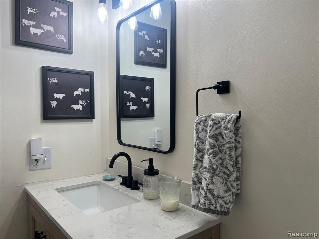 4335 Crestdale Avenue, West Bloomfield, MI 48323 — Photo 11