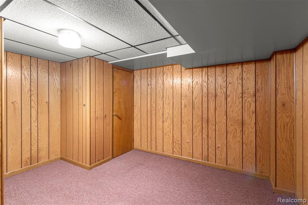 7241 Lucerne Street, Dearborn Heights, MI 48127 — Photo 30