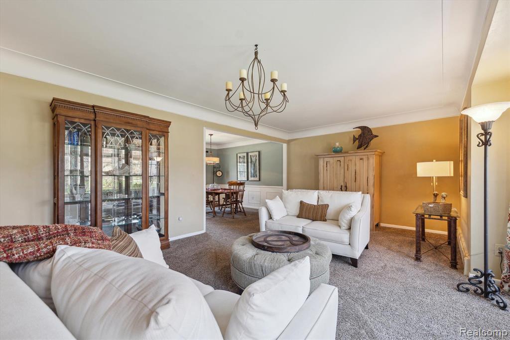 5675 Thorny Ash Road, Rochester, MI 48306 — Photo 17