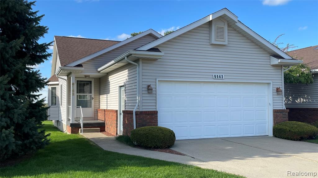 9142 Luea Lane, Swartz Creek, MI 48473 — front exterior