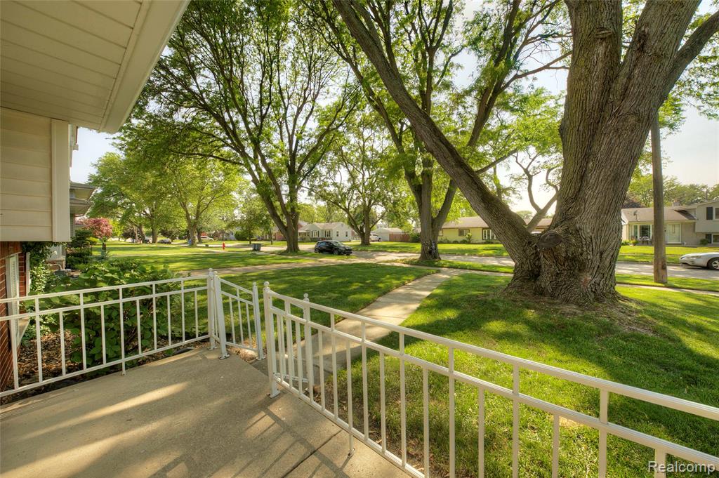 5489 Academy Street, Dearborn Heights, MI 48125 — Photo 15