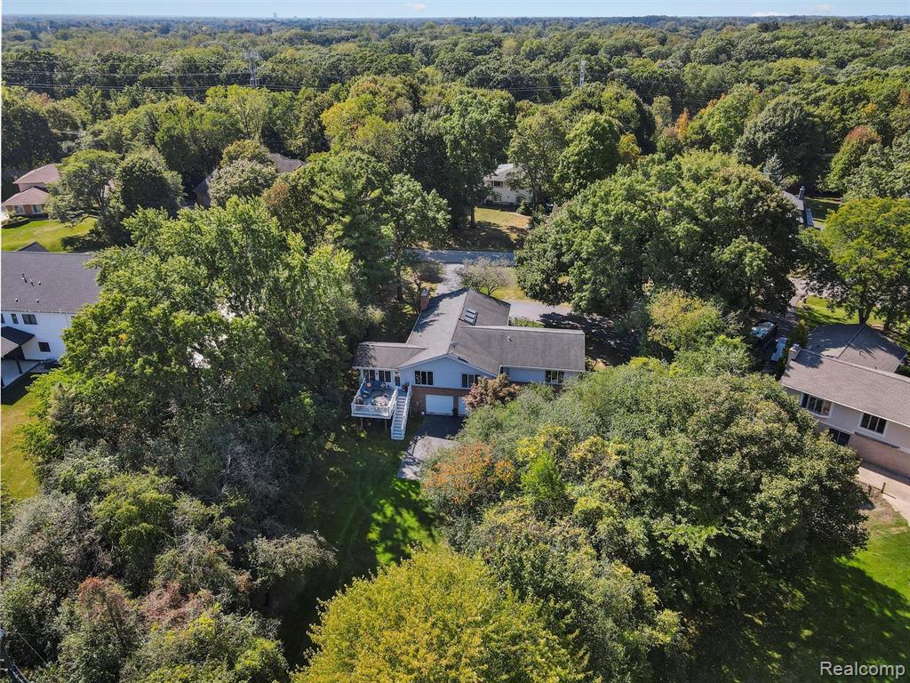 4351 Queens Way, Bloomfield Hills, MI 48304 — Photo 44