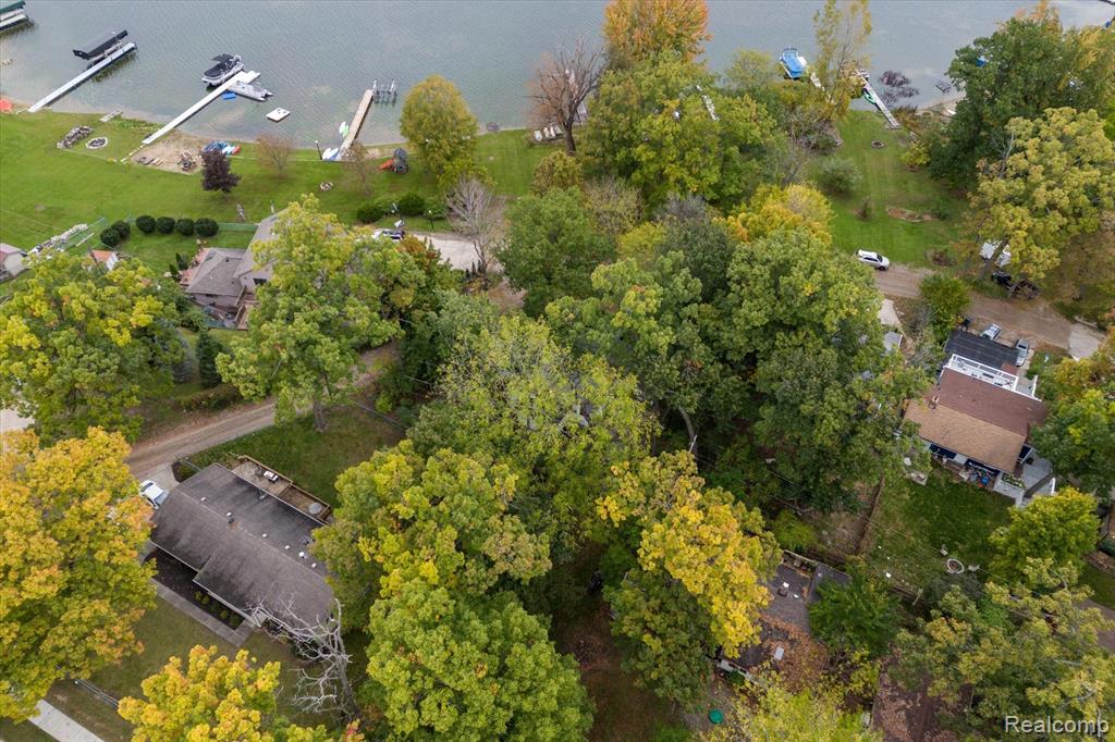 5630 Glen Echo Drive, Howell, MI 48843 — Photo 37