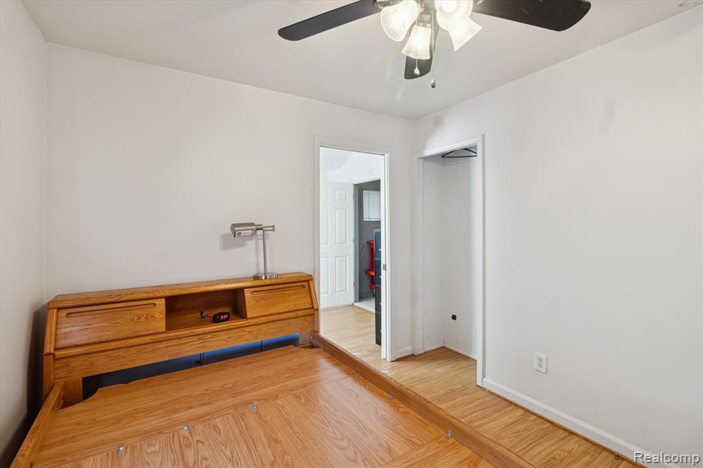 639 N Harvey Street, Westland, MI — Photo 22
