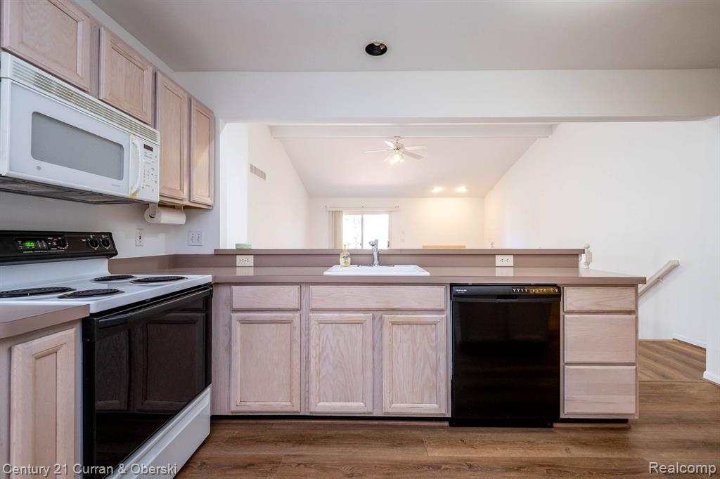 41898 RIVERWOOD Court, Canton, MI 48187 — Photo 13