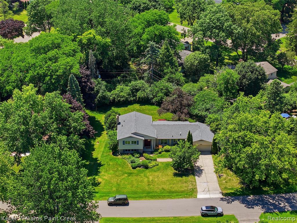 4016 Iverness Lane, West Bloomfield, MI 48323 — Photo 41