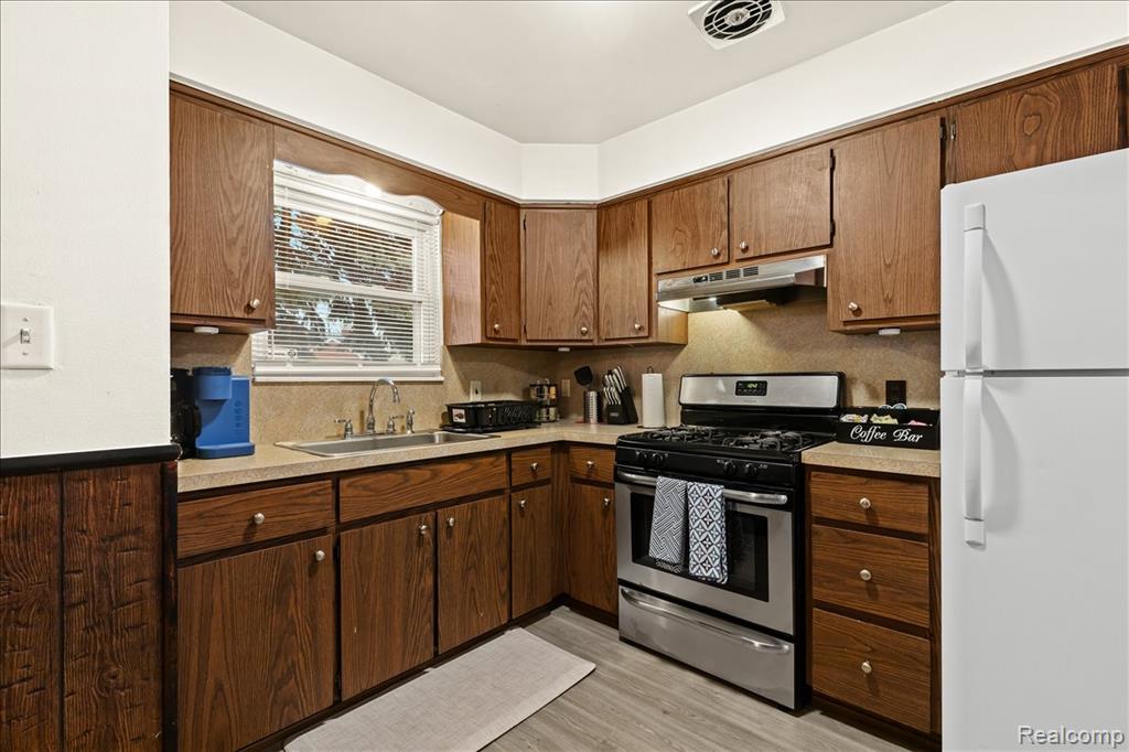 673 Winchester Avenue, Lincoln Park, MI 48146 — Photo 19