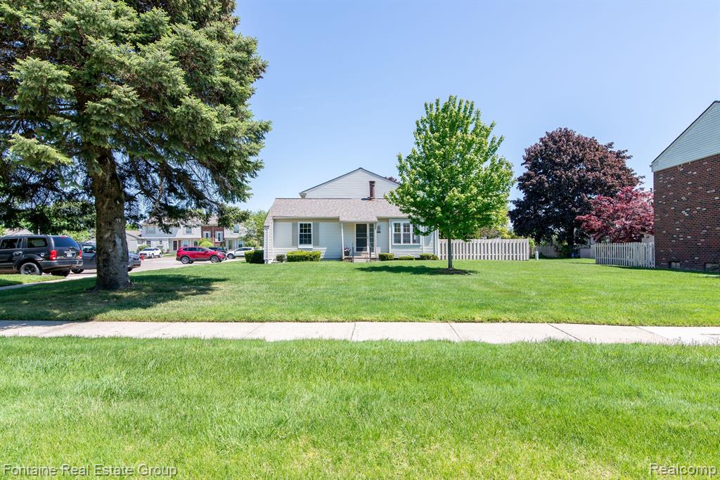 24606 BASHIAN Drive, Novi, MI — Photo 29
