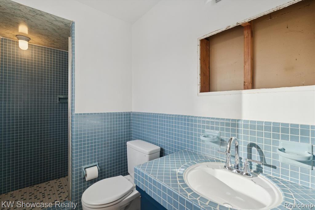 5241 S Pebblecreek Road, West Bloomfield, MI — Photo 26