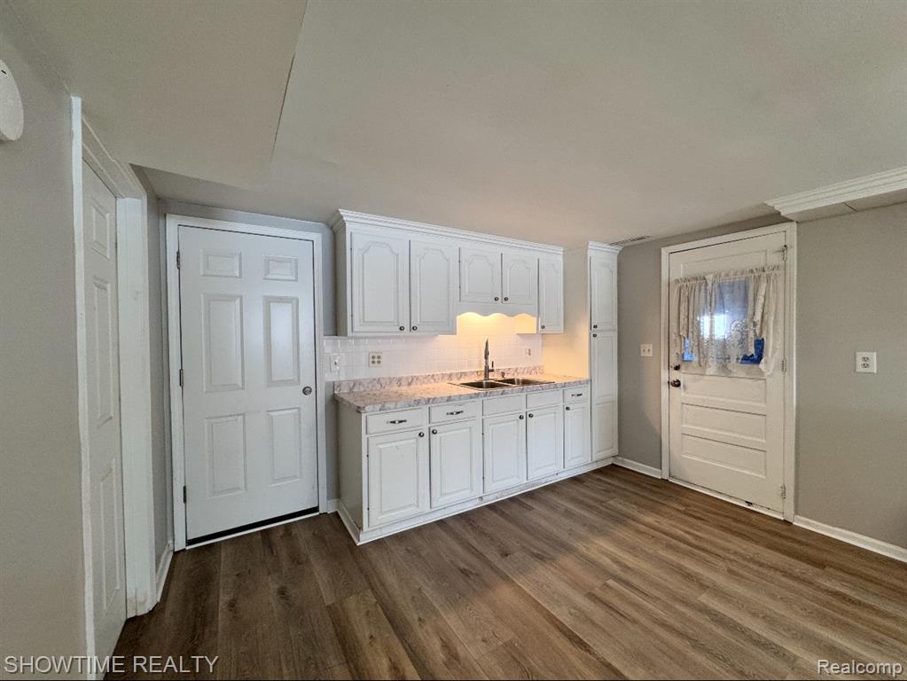 654 N BLACKS CORNERS Road, Imlay City, MI 48444 — Photo 10