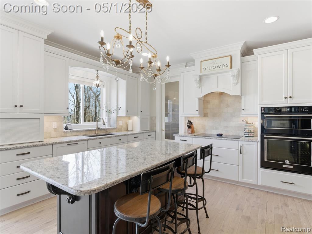 1450 Greythorne Drive, Lake Orion, MI — Photo 28