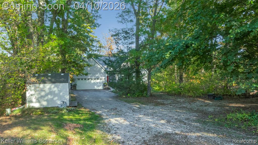 70 Lakeview Drive, Oxford, MI 48370 — Photo 61