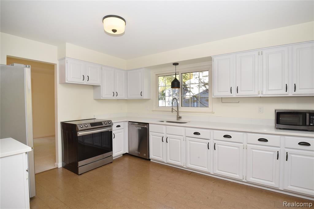 5596 Beauchamp Place, West Bloomfield, MI — Photo 8