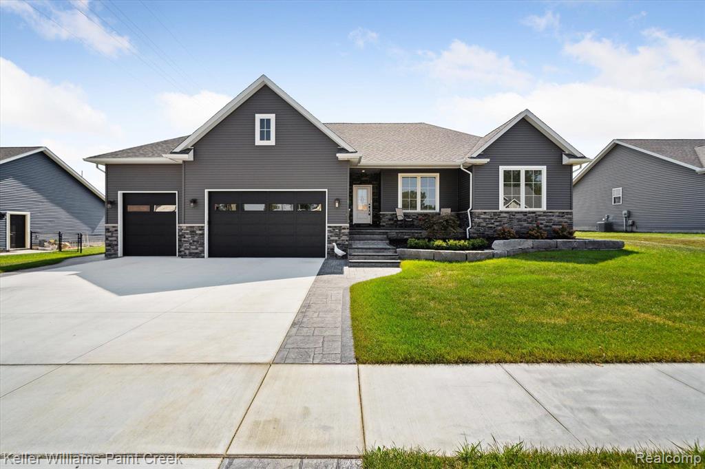 7804 Yorkshire Drive, Almont, MI 48003 — Photo 4