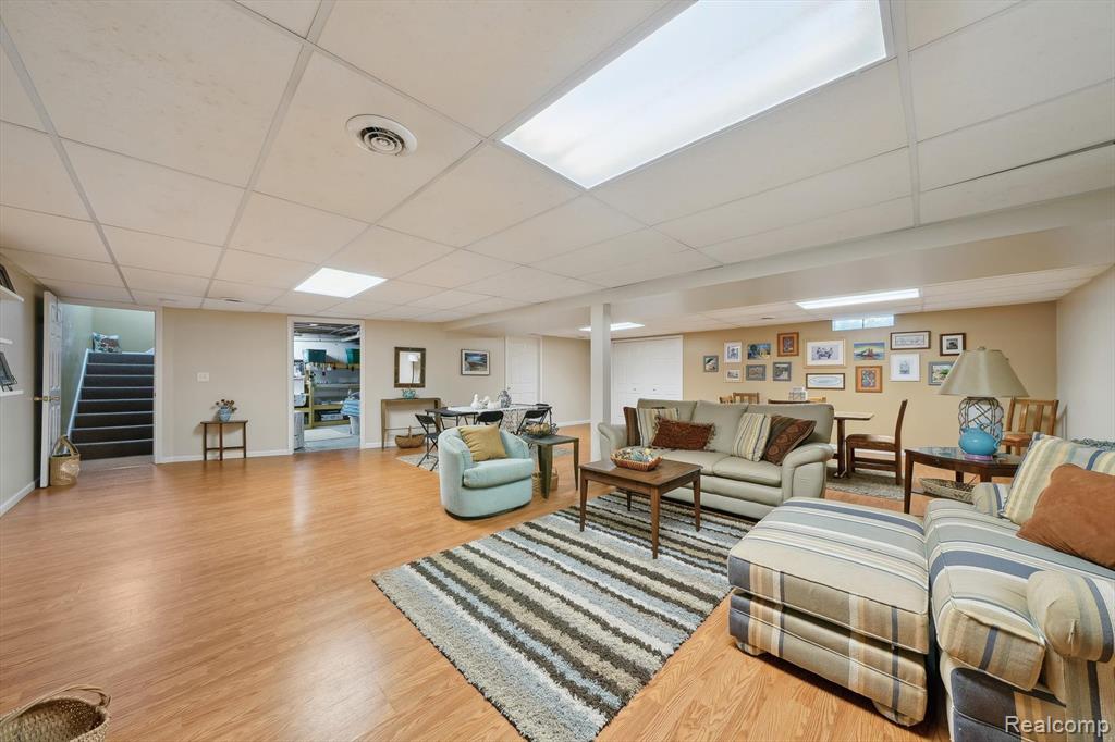 9452 Linda Drive, Davison, MI 48423 — Photo 32