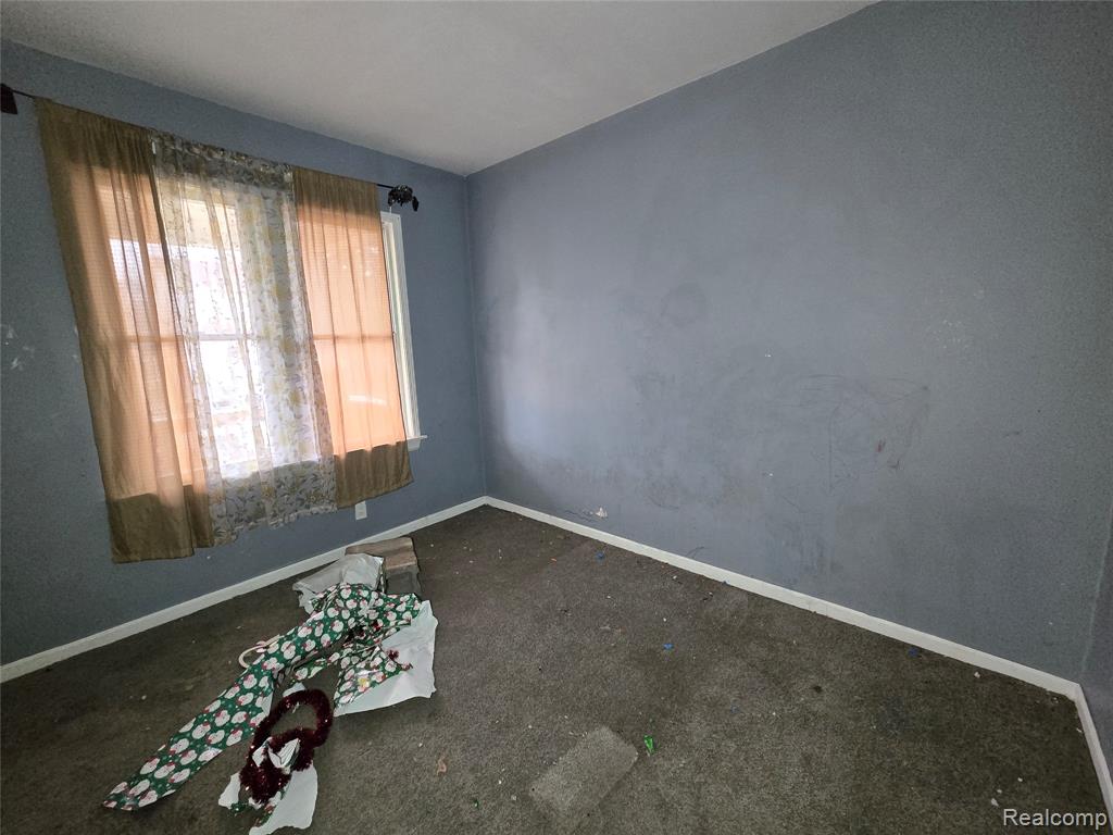 8976 McClellan Street, Detroit, MI 48213 — Photo 35