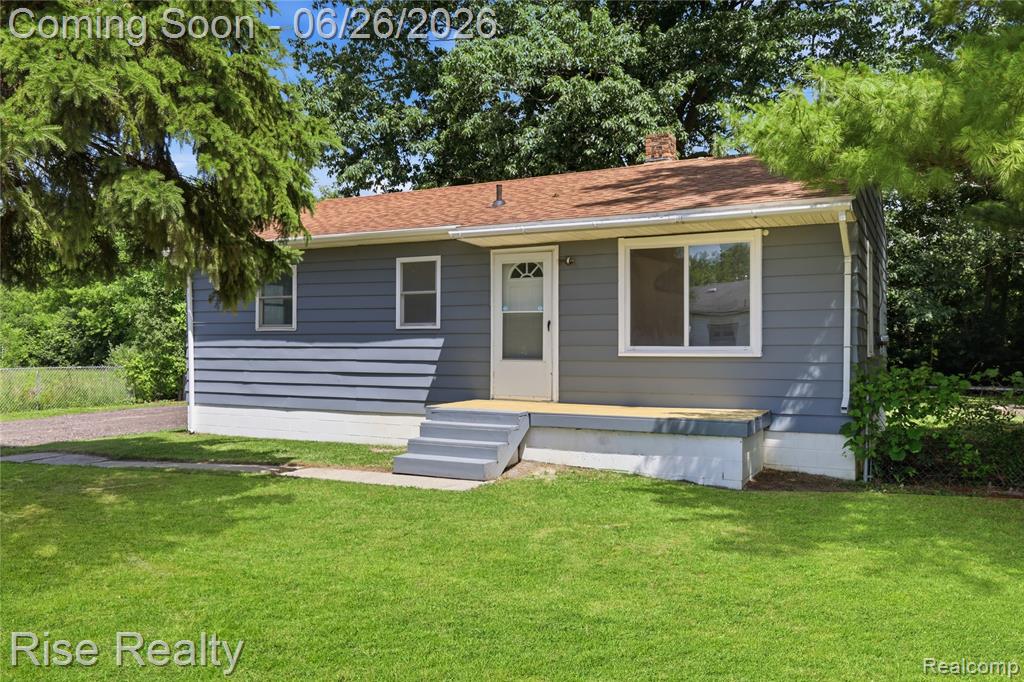 3472 W Gracelawn Avenue, Flint, MI 48504 — Photo 2