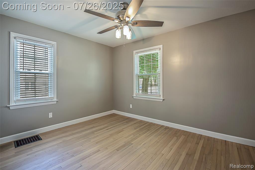 719 Spring Street, Howell, MI 48843 — Photo 13