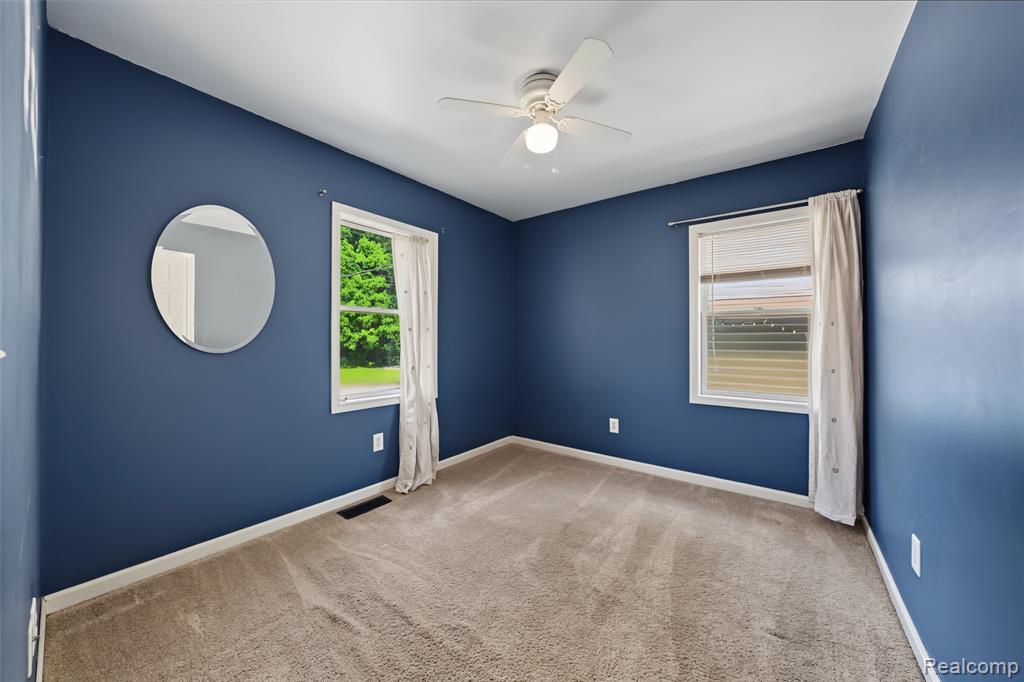 576 Brooks Avenue, Pontiac, MI 48340 — Photo 14