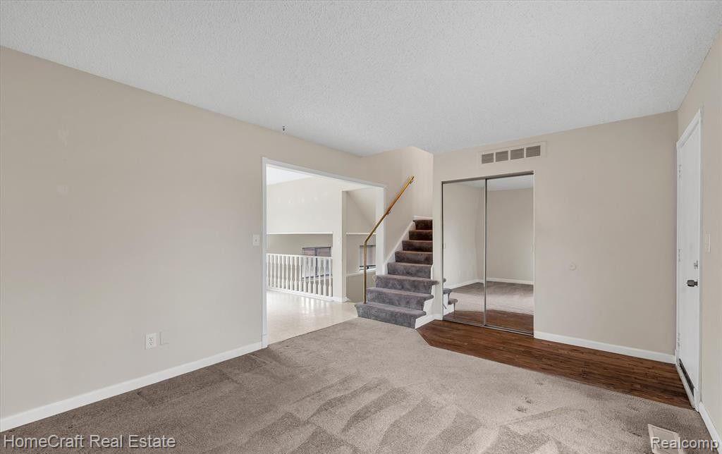 9224 PANAMA Avenue, Ypsilanti, MI 48198 — Photo 6