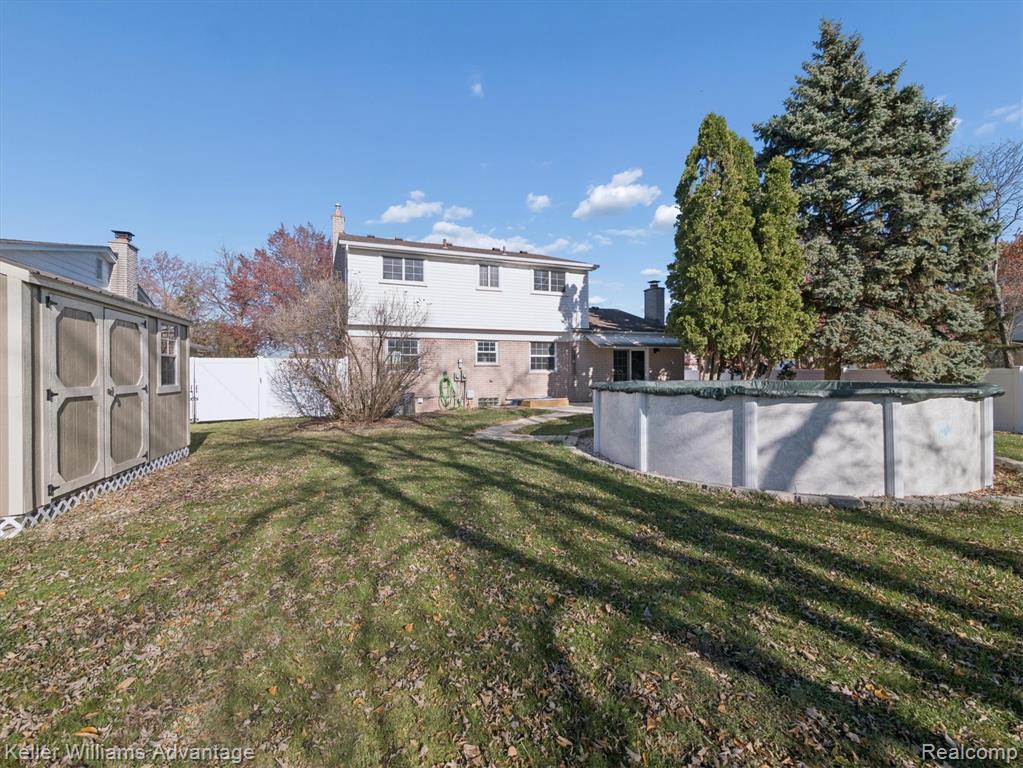 19071 Coachwood Road, Riverview, MI 48193 — Photo 42