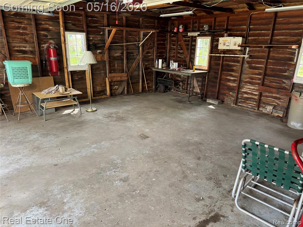 4865 Ross Drive, Waterford, MI 48328 — Photo 24