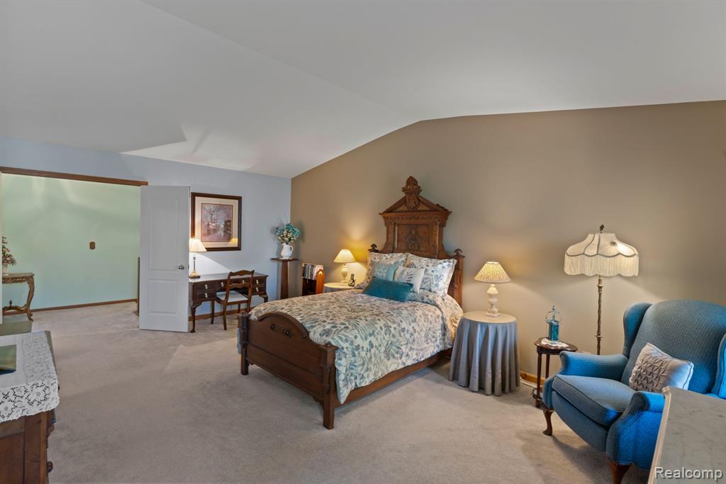 29573 Sylvan Lane, 17, Farmington Hills, MI 48334 — Photo 16