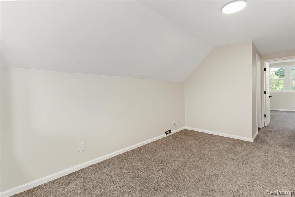 4829 HURLBUT Street, Detroit, MI 48214 — Photo 17