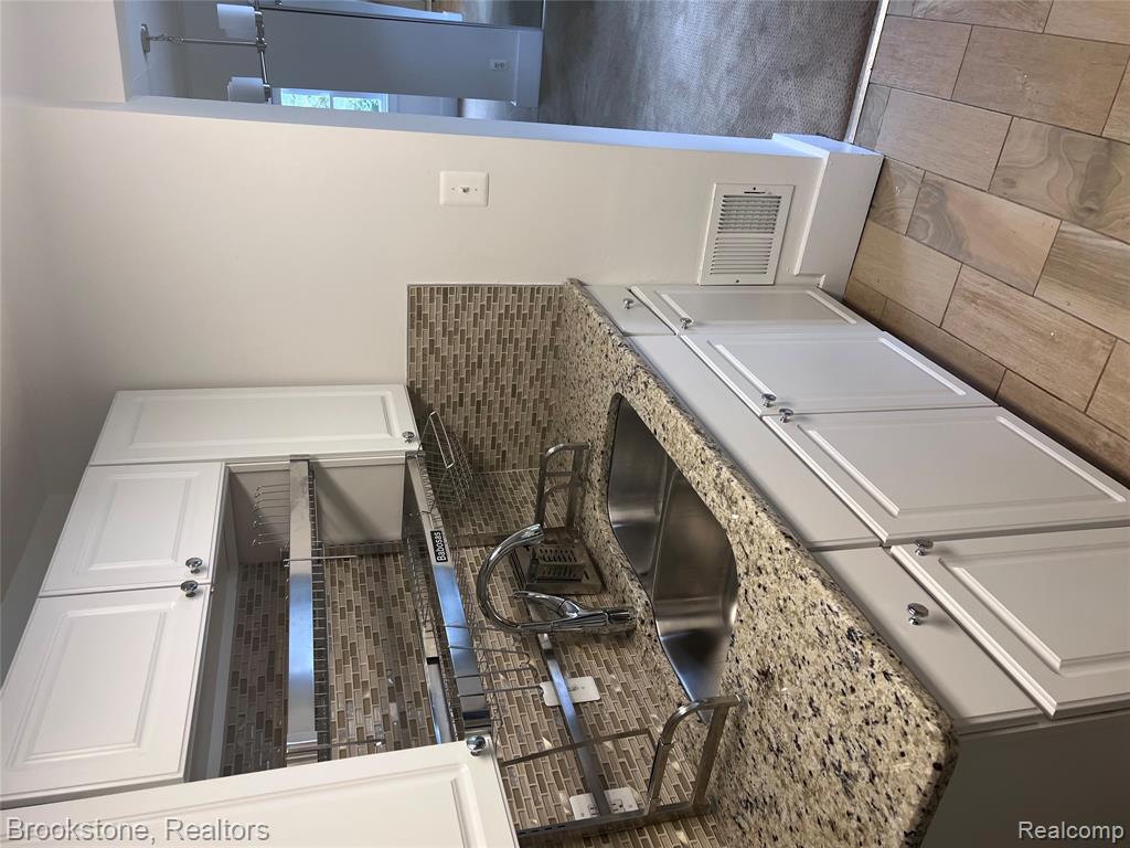 441 W Troy Street, Ferndale, MI 48220 — Photo 12