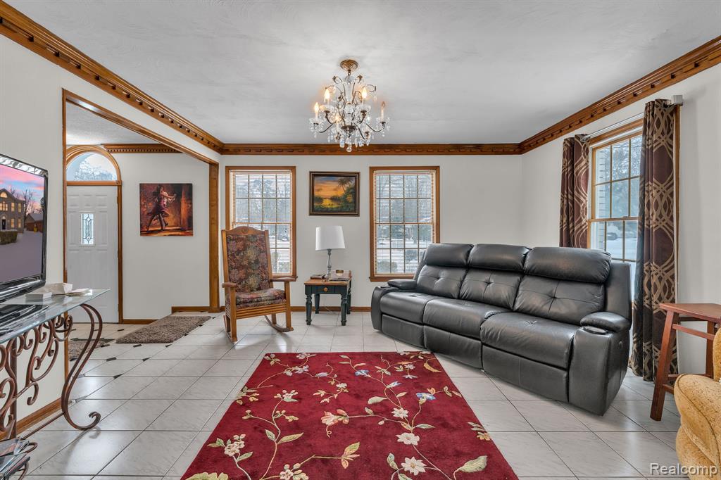 8121 Saint James Drive, Grosse Ile, MI 48138 — Photo 19